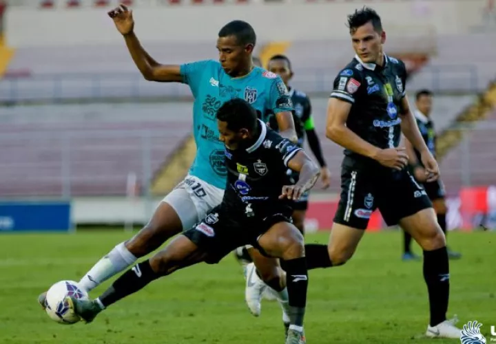 Tauro y CAI, definirán su boleto a la final en 'Muquita' Sánchez. @LPF