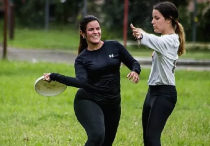 5.  Unos siete equipos dijeron presente para respaldar esta actividad.
