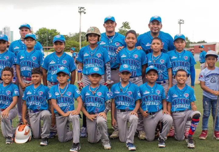 2 Caballos de Coclé  se llevó el título Sub-10.