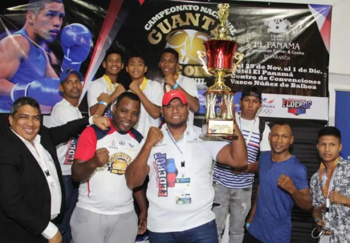 El equipo de Darién fue el ganador del torneo boxístico Guantes de Oro. Foto @Pandeportes