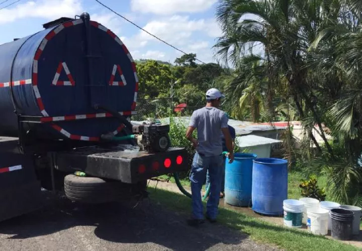 El Idaan proyecta construir  nuevas plantas potabilizadoras para el área metropolitana  y Panamá Oeste, para atender la demanda. Archivos