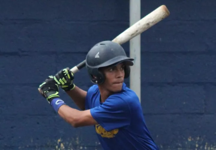 Colón debuta ante Veraguas en el béisbol nacional juvenil. Fedebeis