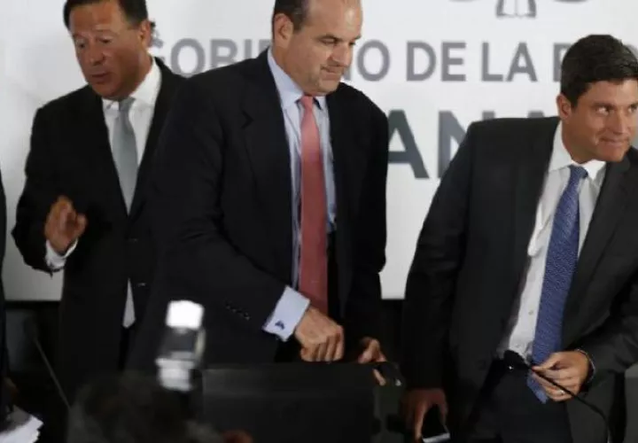 Al parecer hubo diferencias entre Carlos Duboy y Fidanque III.