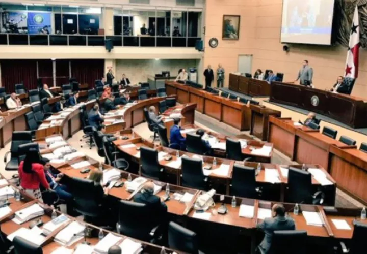 La sesión extraordinaria vuelve a retomarse hoy a la 1:00 p.m. Cortesía