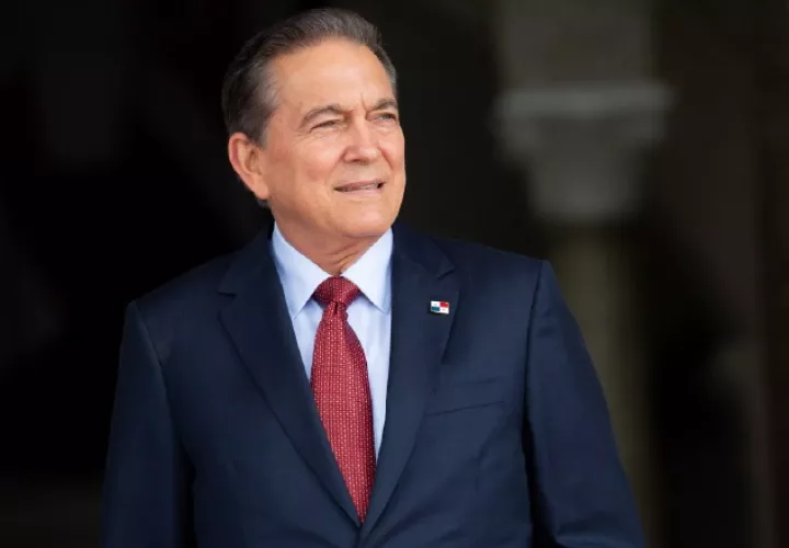 El presidente Laurentino Cortizo  hizo el anuncio de que estas instituciones no se privatizarán.