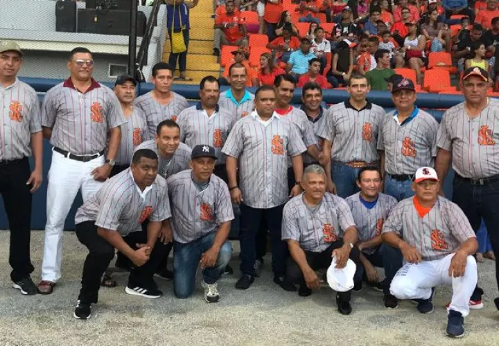 La figura de Roberto "Flaco Bala" Hernández se recordó de diferentes maneras, ayer. Cortesía