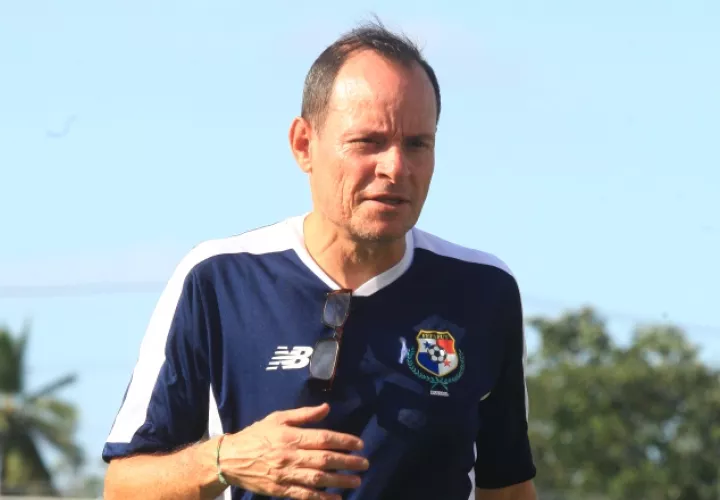 Kenneth Zseremeta durante el entrenamiento en el Cascarita Tapia. Foto  Anayansi Gamez