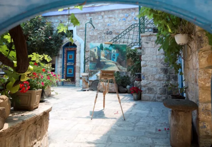 1. Safed es una ciudad en el Distrito Norte de Israel.