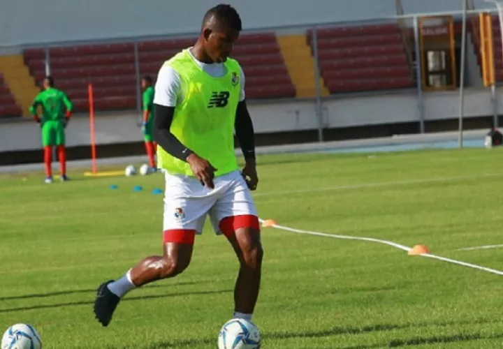 Fidel Escobar viene acarreando una lesión desde el pasado diciembre. Foto: Anayansi Gamez