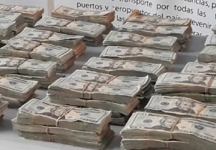 Los atraparon con más de 20 mil dólares en el puesto de control de San Isidro. FOTO ILUSTRATIVA