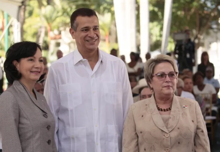 Los tres nuevos magistrados de la Corte Suprema de Justicia.  Víctor Arosemena