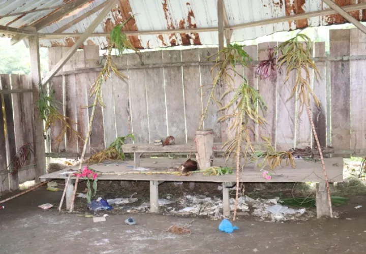 Esta es el local donde operaba la secta "Nueva Luz de Dios" en El Terrón de la comarca Gnäbe Buglé.