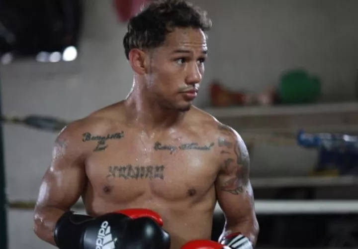 Luis "El Nica" Concepción en los entrenamientos en el gimnasio. Foto: Anayansi Gamez