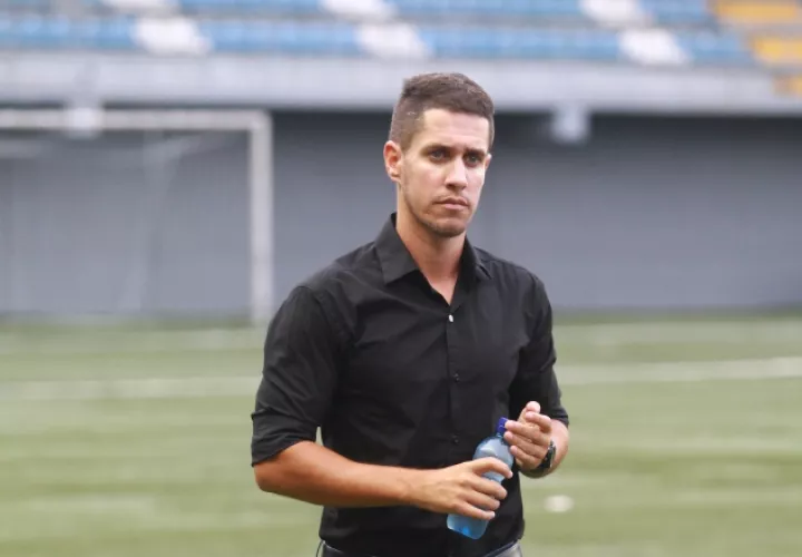 Juan Vita fue elegido técnico del Apertura 2019. @LPF