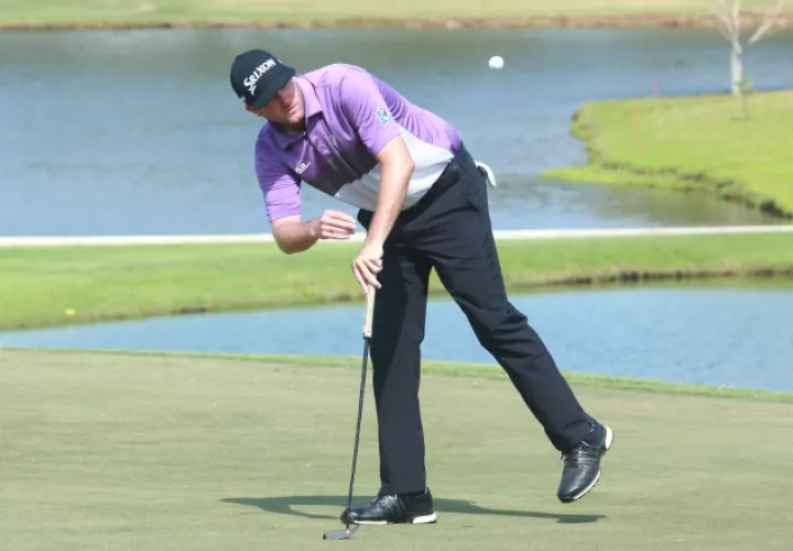 Taylor Pendrith en el hoyo 18.
