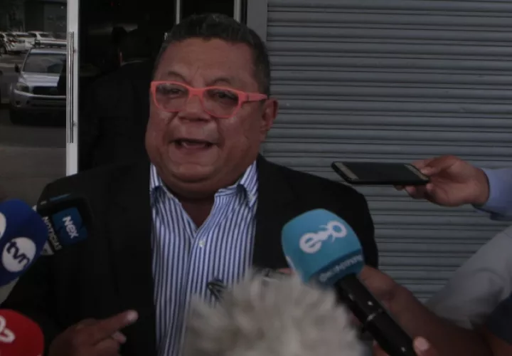 Justino González aportó cuadros estadísticos como pruebas. Víctor Arosemena