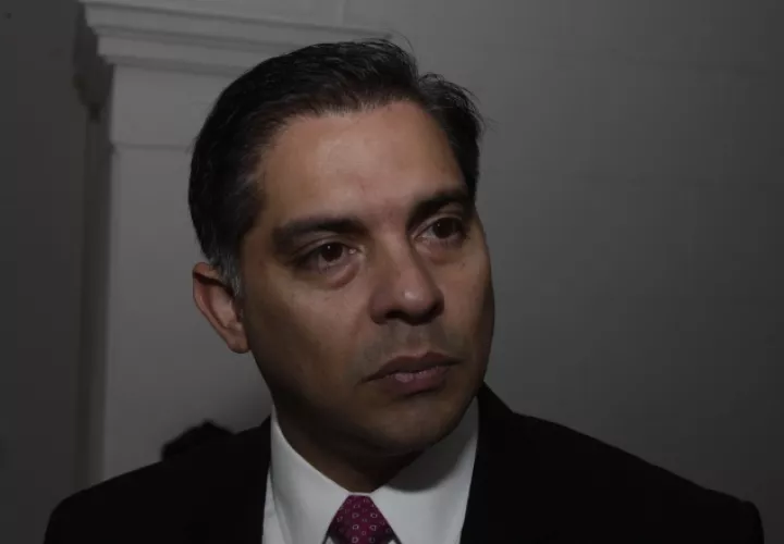 Adolfo Valderrama fue imputado de cargos en este caso. Archivo