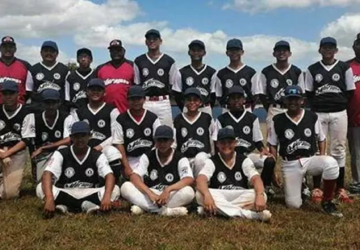 Jugadores del equipo de Veraguas. Foto: Cortesía
