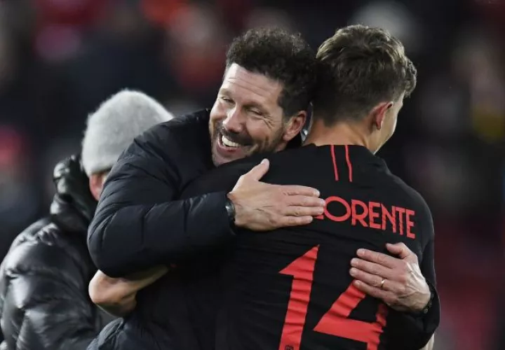Simeone y Llorente. Foto: AP