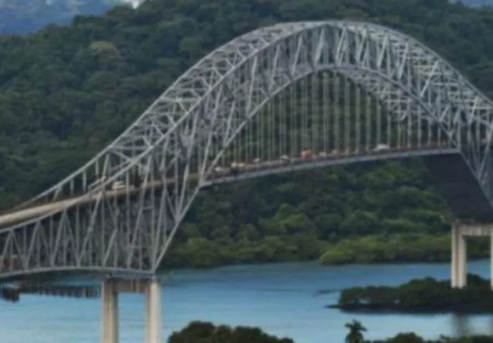 La obra en el Puente de las Américas es realizada por cuatro empresas.