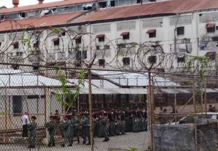 La cárcel Nueva Esperanza en Colón, una vetusta e insalubre instalación, fue la primera en presentar casos de COVID-19. 