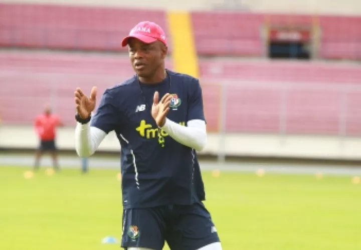 Julio Dely Valdés