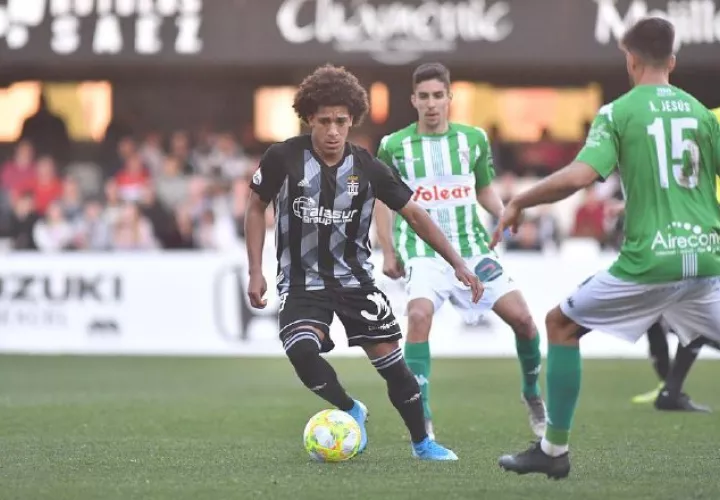 Adalberto 'Coco' Carrasquilla del Cartagena.  Foto: @FCCartagena_efs