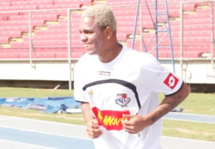 Nelson "Russo" Barahona durante unos entrenamientos en el estadio Rommel Fernández. Foto: Anayansi Gamez