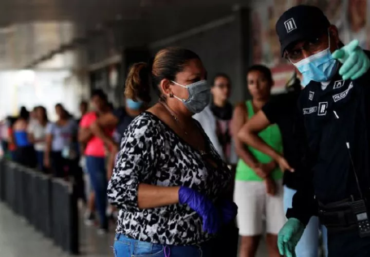 La pandemia ha golpeado la economía. 