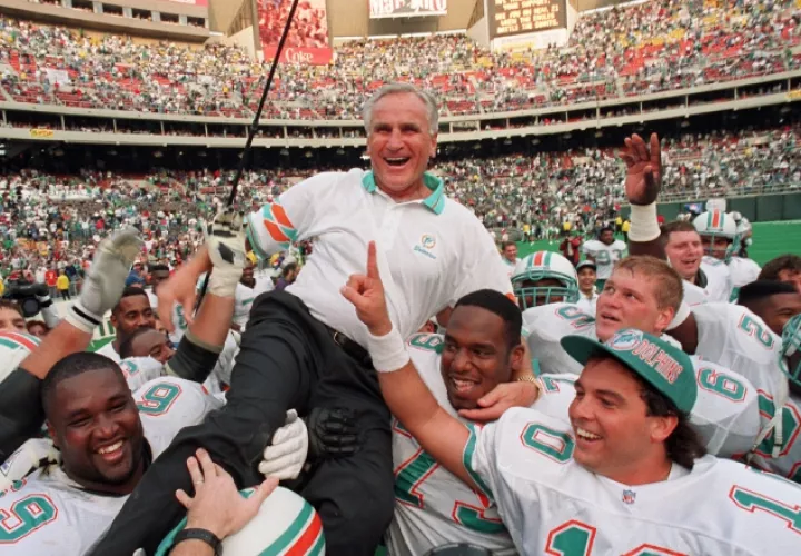 Don Shula con  Miami Dolphins. AP
