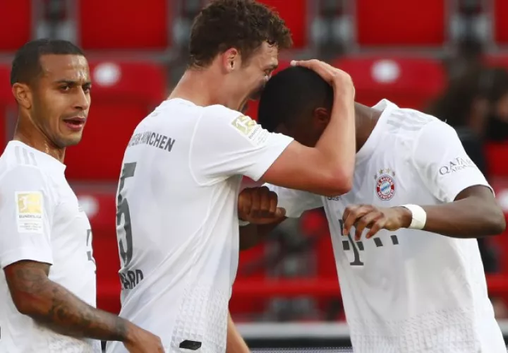 La Bundesliga, una de las principales de Europa, se reactivó este fin de semana tras la pausa por el coronavirus. EFE