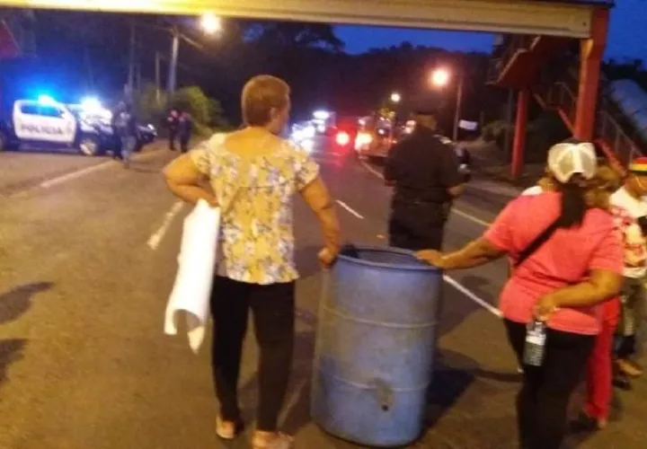 La falta de agua potable es uno de los principales problemas. 