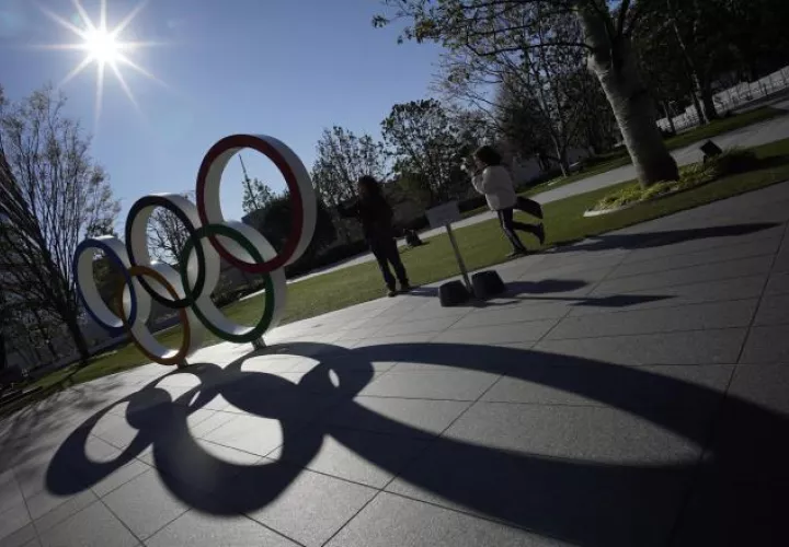 Anillos olímpicos en Tokio. Foto:AP