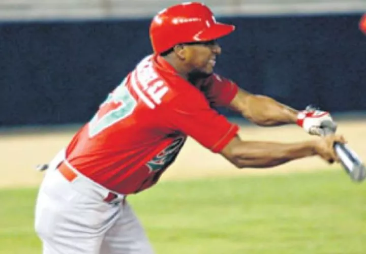 Rodolfo Aparicio, líder de todos los tiempos en imparables en la pelota panameña- Foto: Archivo