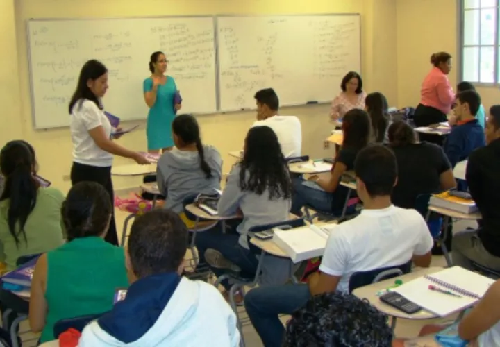 Las universidades se han tenido que ajustar a la nueva normalidad y brindar todas sus clases de manera virtual. UTP