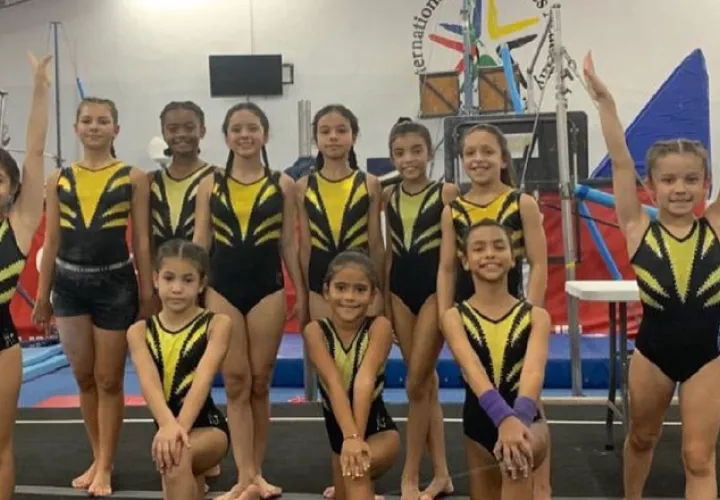 Las deportistas grabarán sus rutinas de competencia.