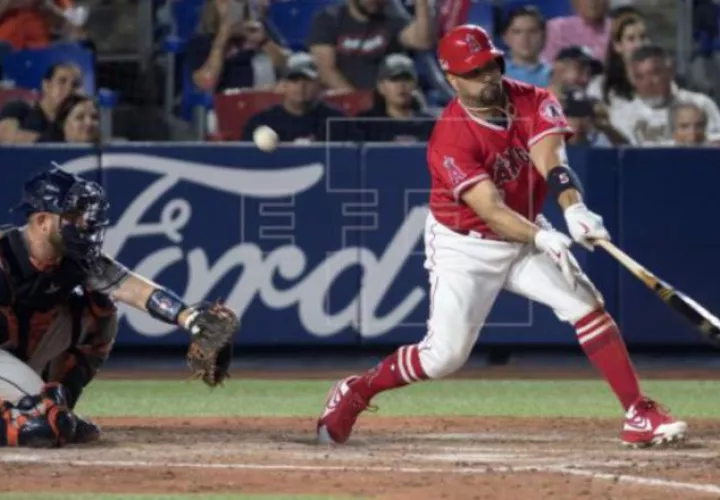 Las Grandes Ligas ha sido afectada por la MLB. Foto:EFE