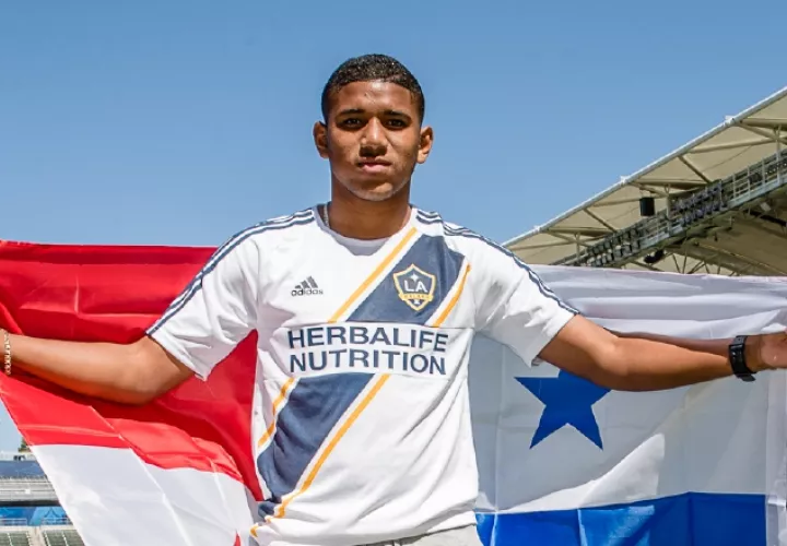 Carlos Harvey. Foto: @LAGalaxy_Es
