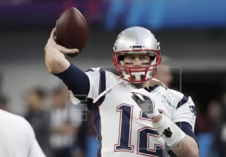Tom Brady firmó con los Bucaneros de Tampa Bay. Foto: EFE