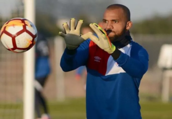 El panameño Luis "Manota" Mejía portero del Nacional. Foto: @Nacional