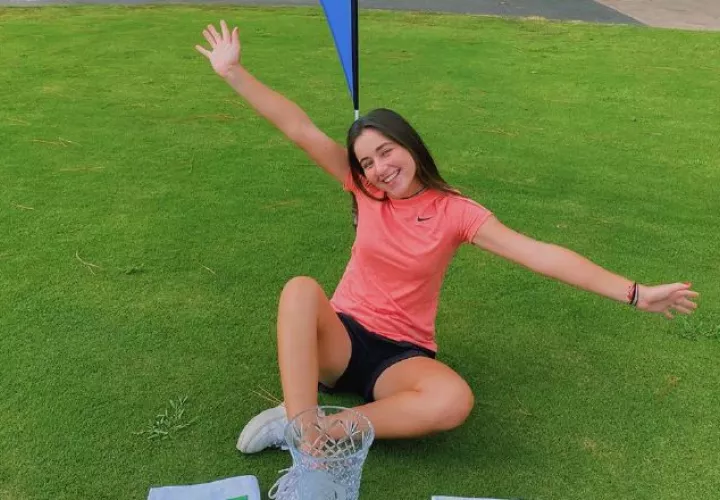 Carla Álvarez ganó el fin semana el World Teen Championship, en la cancha de Pinehurst N°5. Cortesía