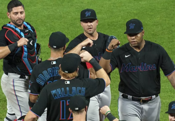 Jugadores de Marlins de la Florida. Foto:EFE