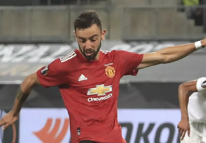 El portugés Bruno Fernandes anotó un gol. Foto:EFE