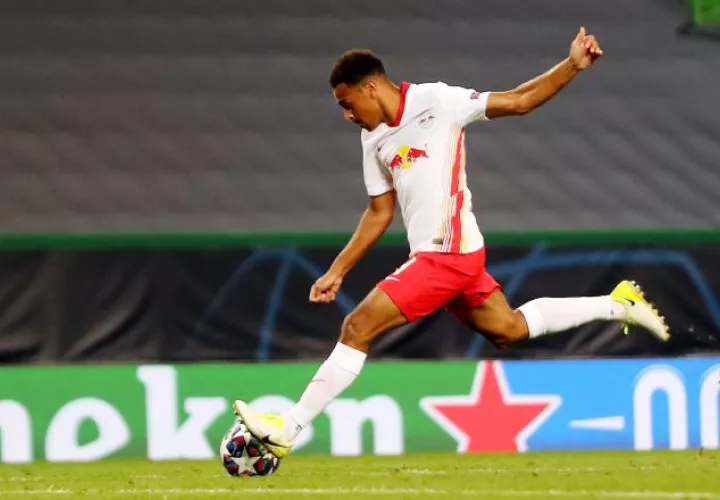 Tyler Adams anotó el gol fel triunfo del Leipzig. Foto:EFE