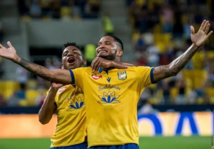 Erick Davis anotó dos goles para su equipo. Foto:Instagram