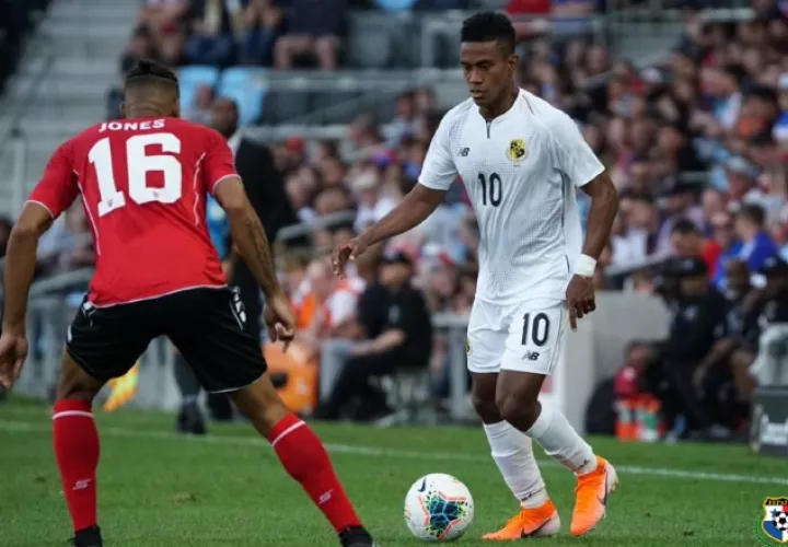 Édgar Yoel Barcenas (10.)  una de las figuras del seleccionado panameño. Foto: Fepafut