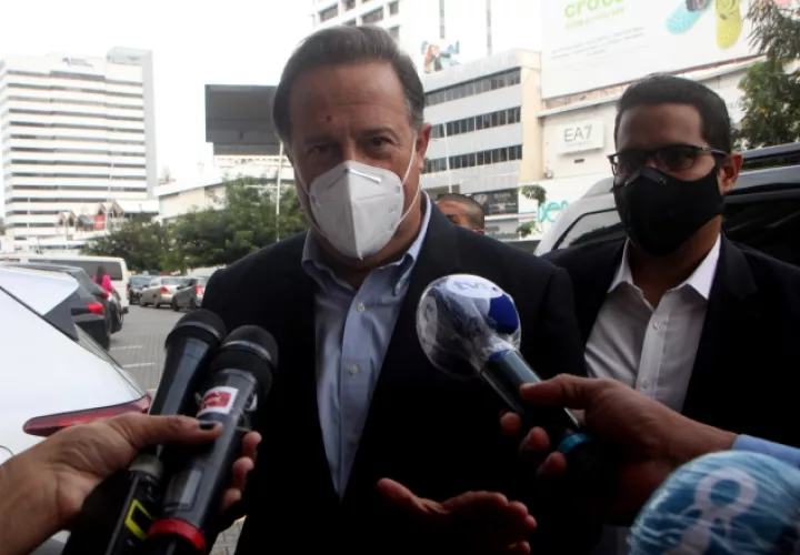 Abogados irán con la Policía Nacional para notificar a Juan Carlos Varela. 