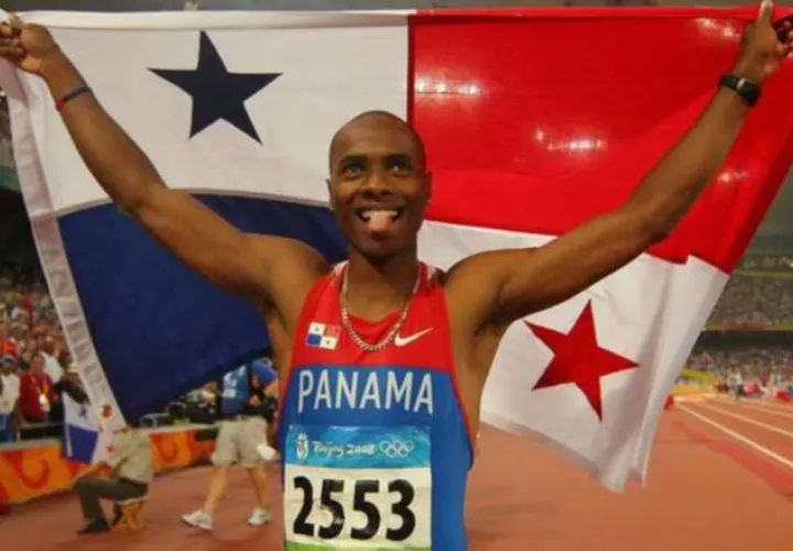 Irving Saladino tiene la única medalla de oro de Panamá en Juegos Olímpicos.