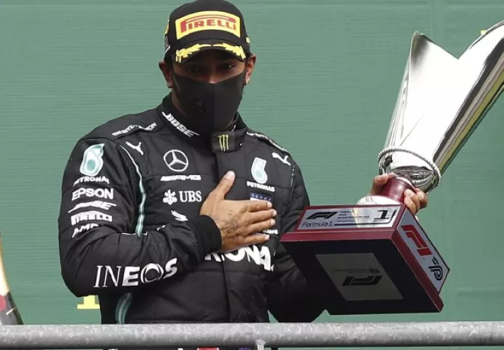Lewis Hamilton se llevó el Gran Premio de Bélgica. Foto:EFE