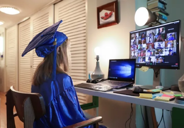 Graduaciones en el mundo han cambiado por la COVID-19.  Foto: Milenio.com